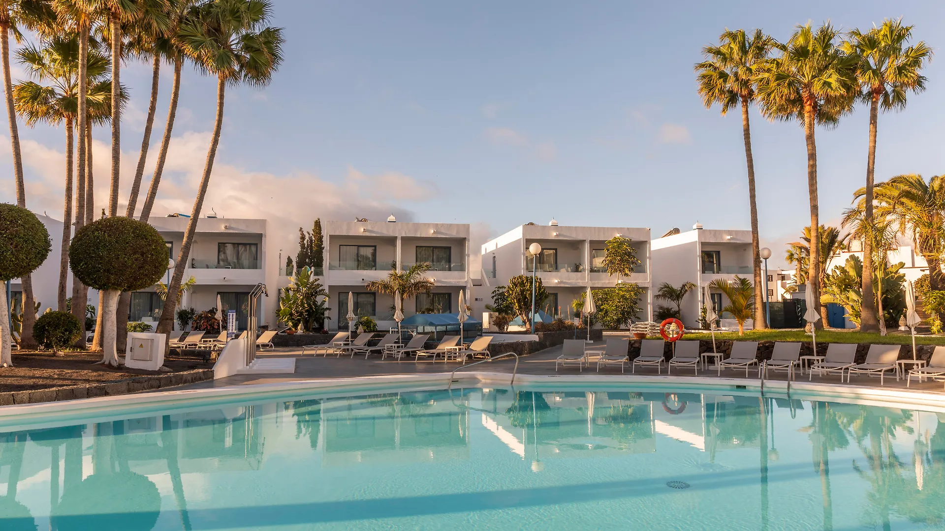Oasis Lanz Beach Mate Costa Teguise
