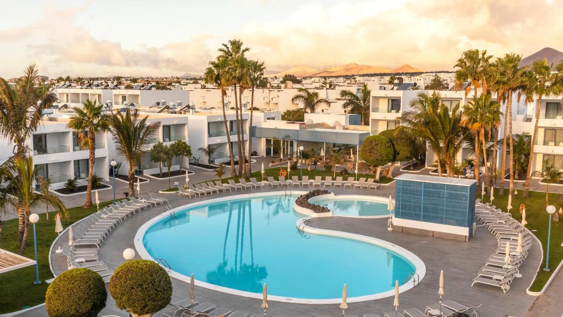 Oasis Lanz Beach Mate Costa Teguise