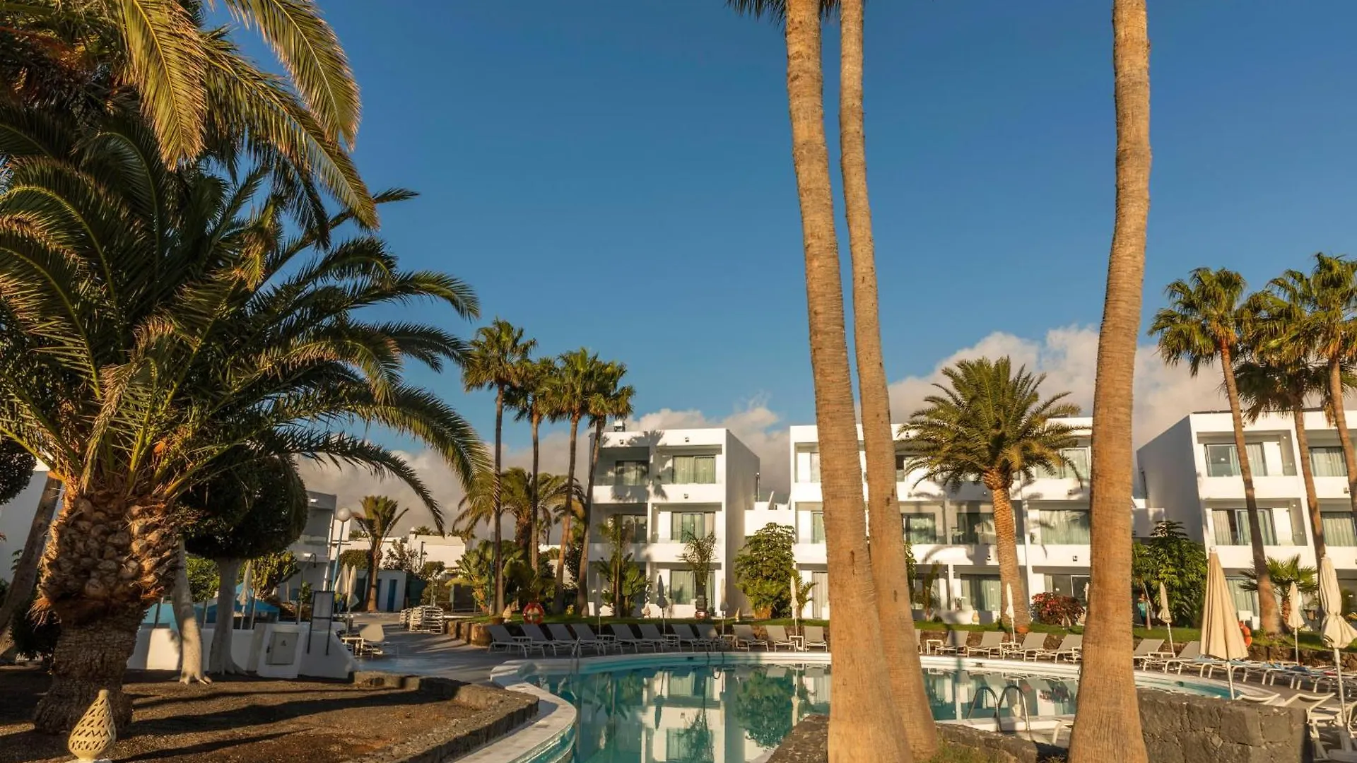Oasis Lanz Beach Mate Costa Teguise