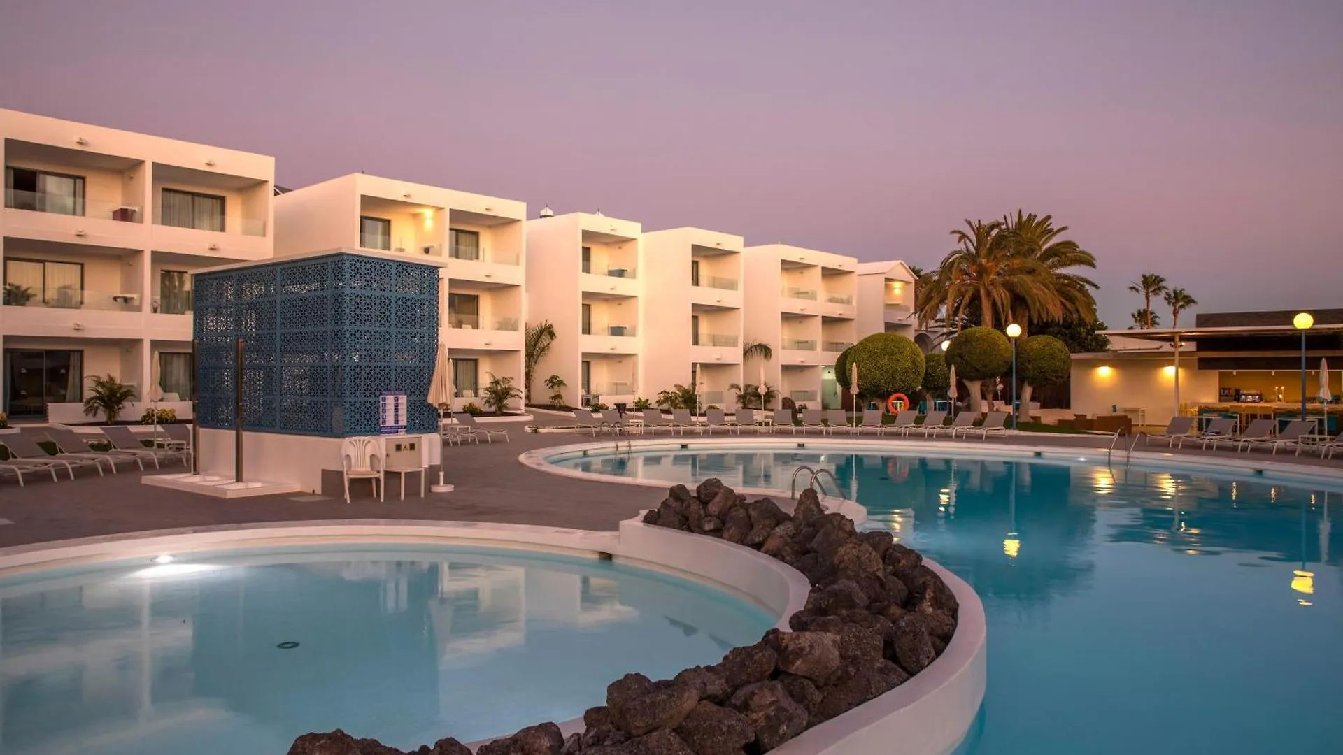 Oasis Lanz Beach Mate Costa Teguise Hotel