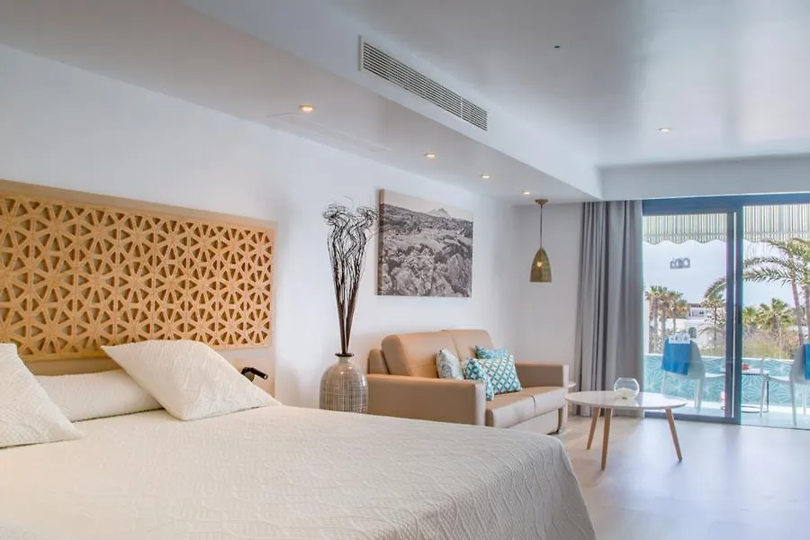 Oasis Lanz Beach Mate Costa Teguise Spain